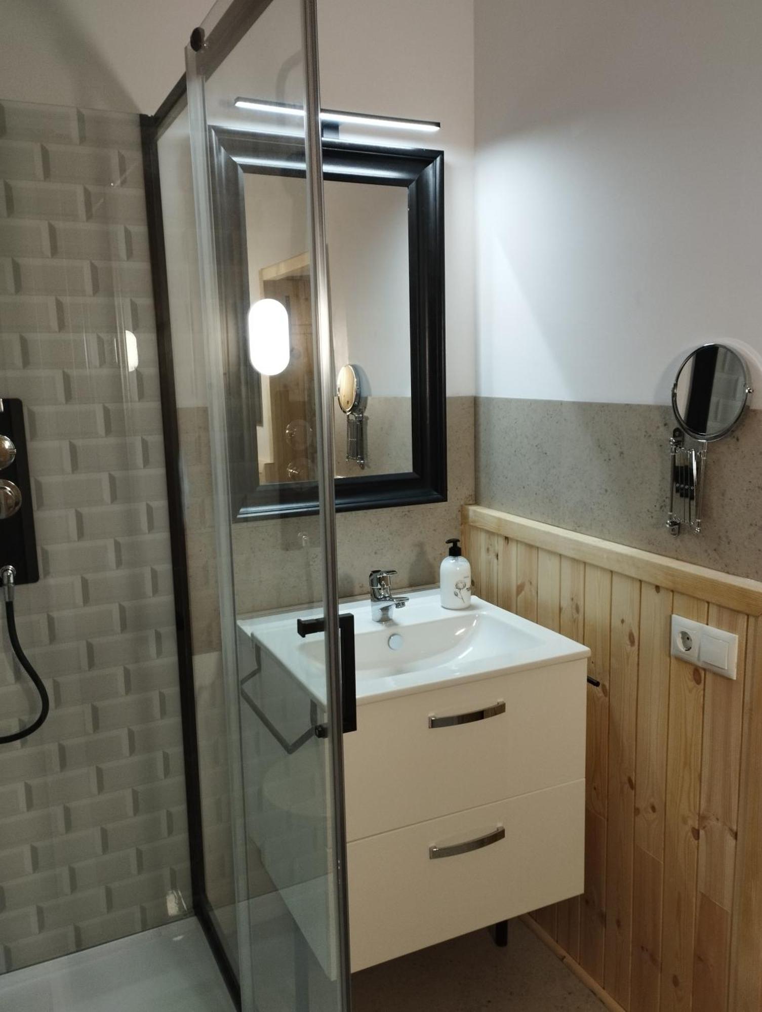 Chambres D'Hotes Chez Catherine A Reus Chambre De Paris Avec Salle De Bains Privee Экстерьер фото